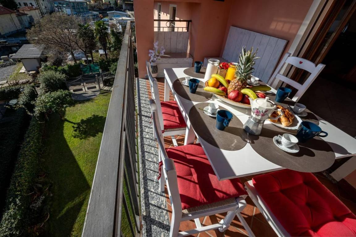 Art Music House Lake Como Донго Экстерьер фото